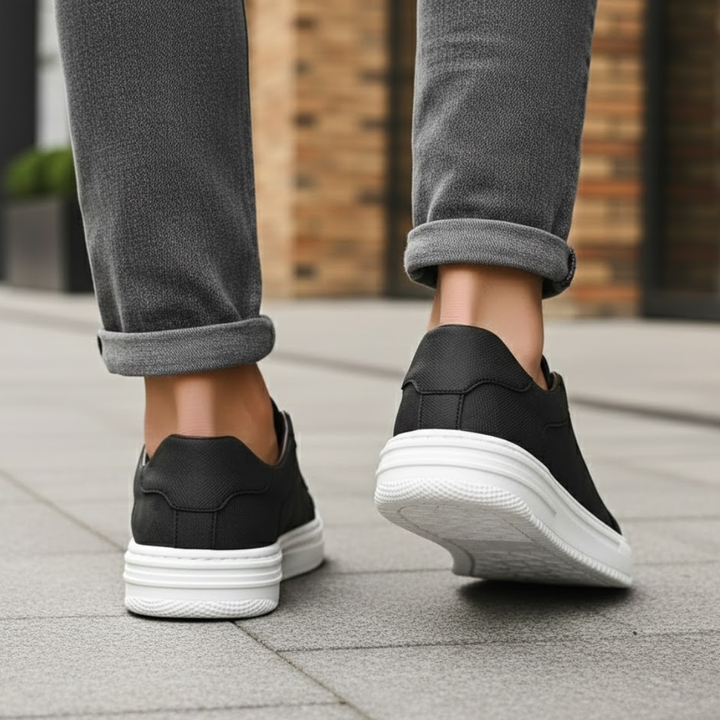 Zapatos de cuero con diseño texturizado y suela de caucho