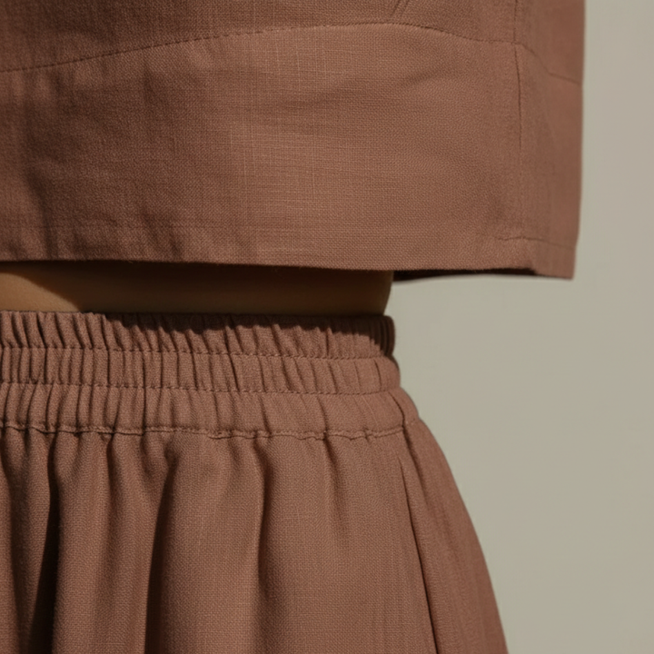 Conjunto de dos piezas: top corto y pantalones de pierna ancha sin mangas para mujer