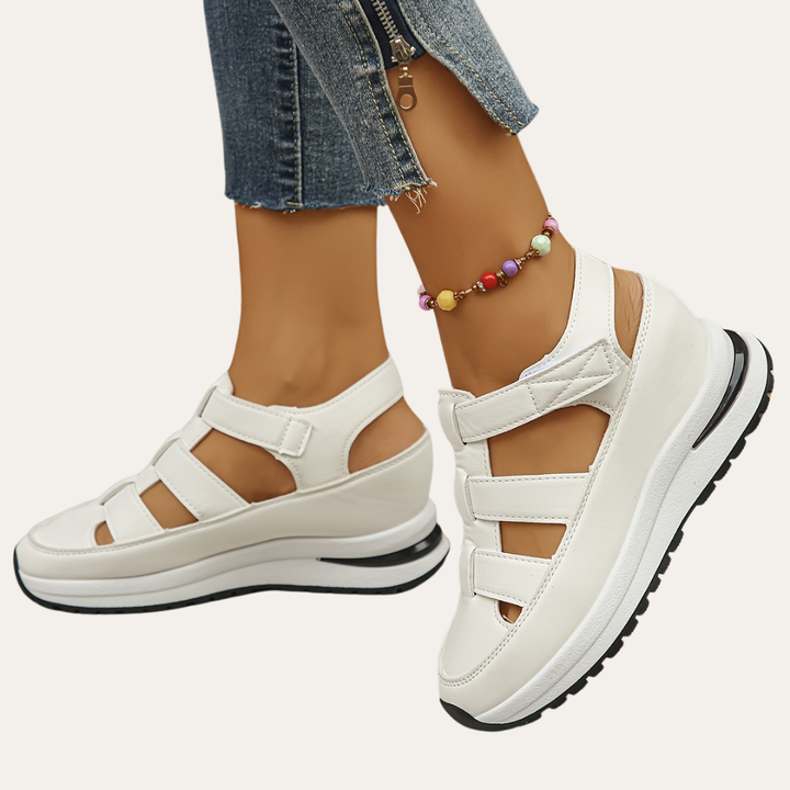 Orthopädische Sandalen für Damen - Komfortable, atmungsaktive Lederschuhe mit Riemen | Vestea