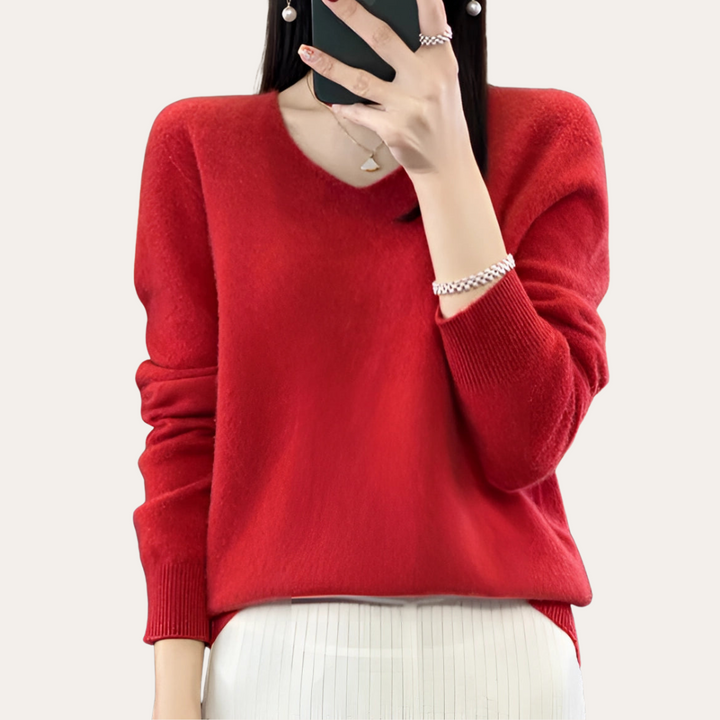 V-Ausschnitt Pullover für Damen aus weichem Material | Vestea