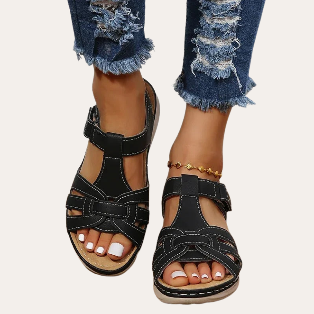 Orthopädische Sandalen für Damen | Vestea