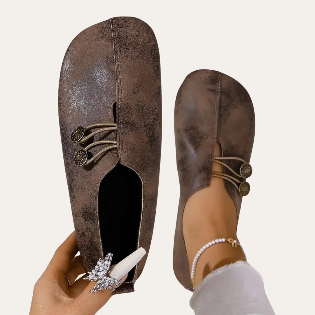 Damen Scarpe Ortopediche Slipper mit Knopfdetails | Vestea