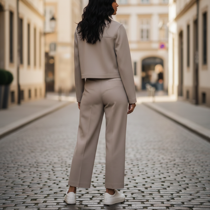 Conjunto de traje chaqueta corta con cremallera pantalones de pierna recta para mujer beige