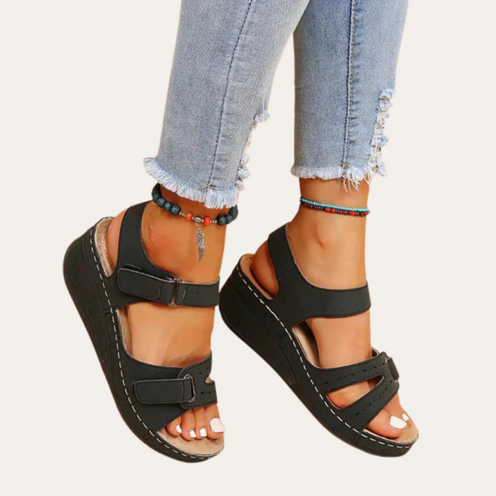 Orthopädische Wedgesandalen für Damen | Vestea