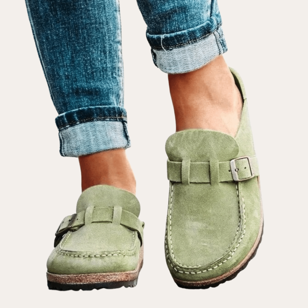 Orthopädische Clogs aus Wildleder für Damen | Vestea