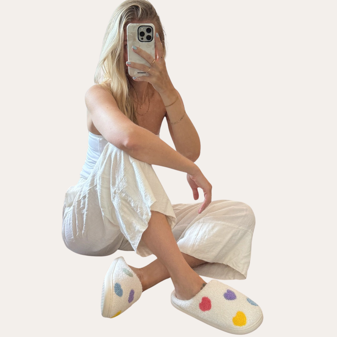 Orthopädische Damen Hausschuhe mit Herzmotiv | Vestea