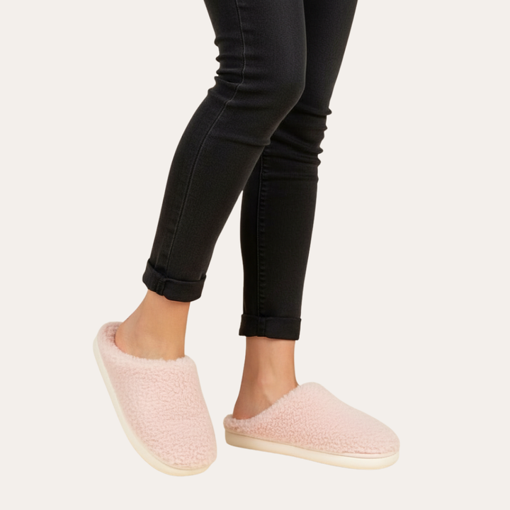 Orthopädische Damen Hausschuhe aus Fleece mit rutschfester Sohle | Vestea