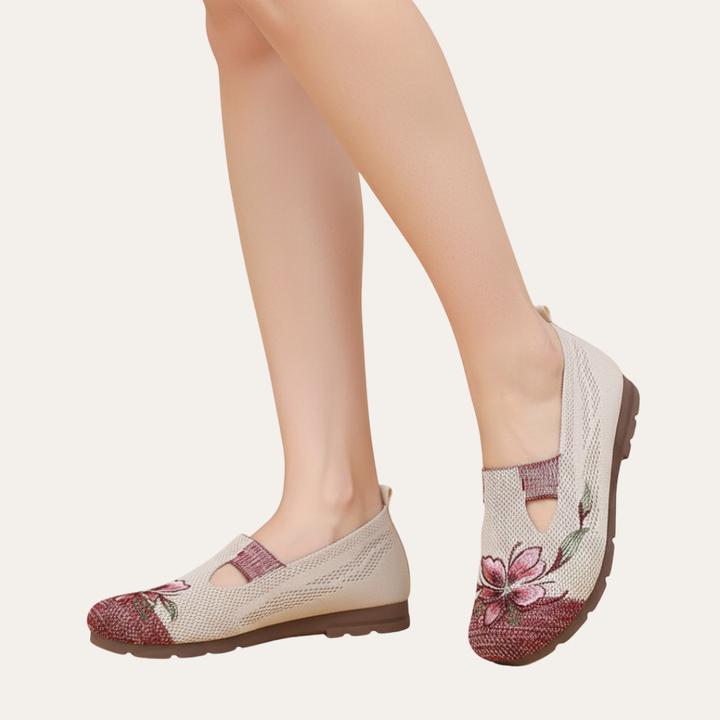 Orthopädische Damen Freizeitschuhe mit Blumenmuster | Vestea