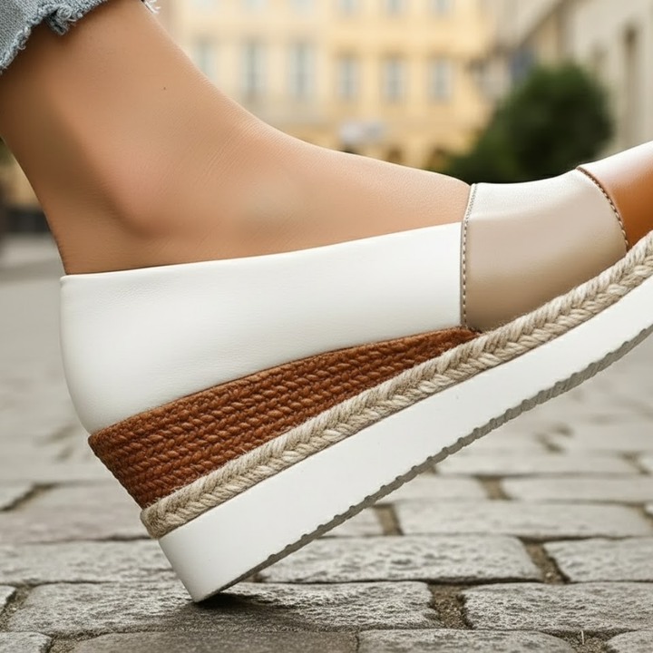 Sandalias de cuña para mujer acabado metálico suela acolchada