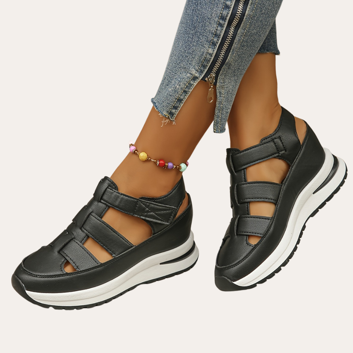 Orthopädische Sandalen für Damen - Komfortable, atmungsaktive Lederschuhe mit Riemen | Vestea