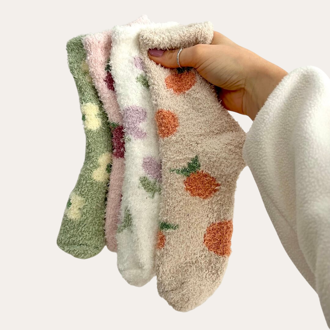 Women's cozy socks set with pattern and comfortable fit | Vestea