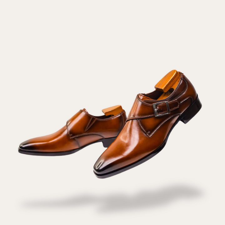 Orthopädische Herrenschuhe mit Schnallenverschluss | Vestea