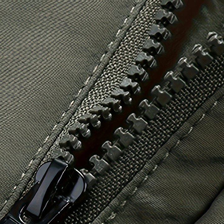 Herren-Winterjacke mit Kapuze | Vestea