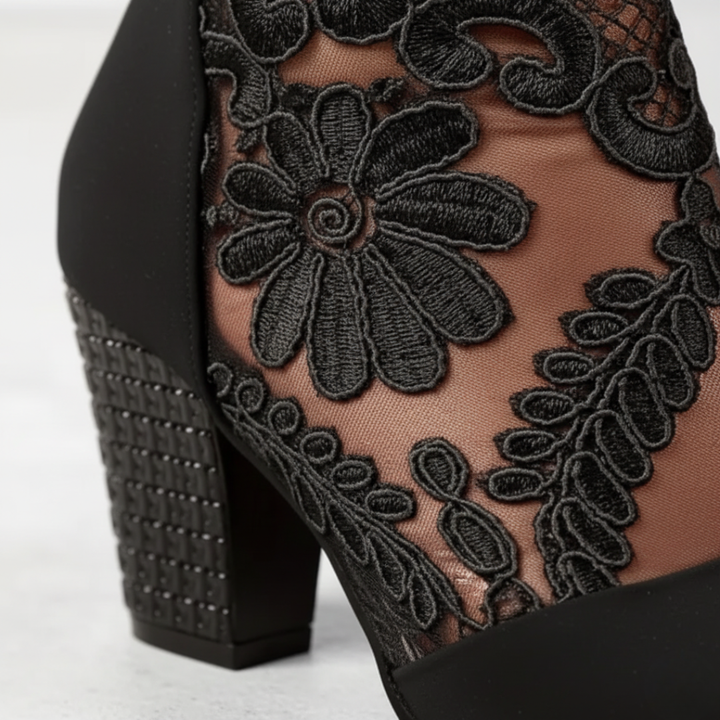 Damen High Heel Stiefeletten mit Spitze | Vestea