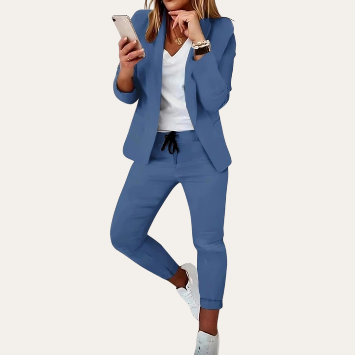 Damen Freizeitanzug mit Blazer und Hose | Vestea