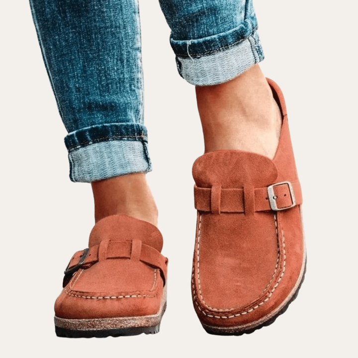 Orthopädische Clogs aus Wildleder für Damen | Vestea