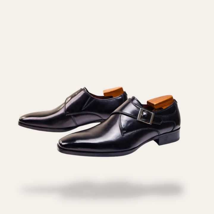 Orthopädische Herrenschuhe mit Schnallenverschluss | Vestea