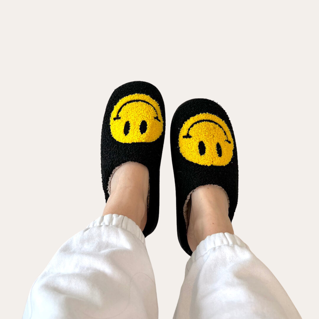 Orthopädische Damen Hausschuhe mit Smiley Motiv | Vestea