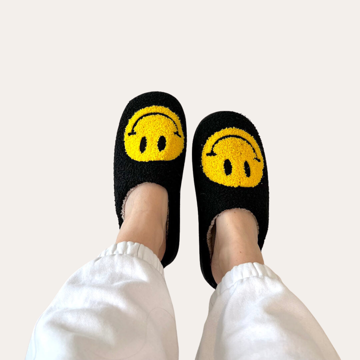 Orthopädische Damen Hausschuhe mit Smiley Motiv | Vestea