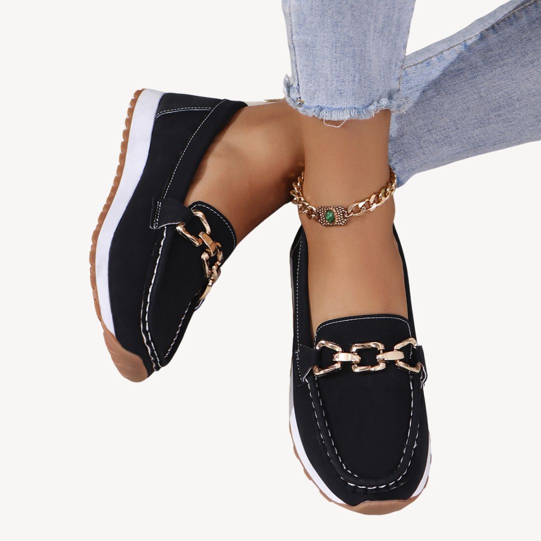 Damen Orthopädische Wildleder-Loafer mit Kette | Vestea