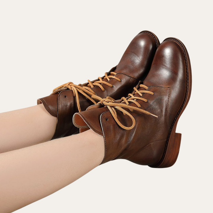 Orthopädische Leder Stiefel mit Schnürung für Damen | Vestea