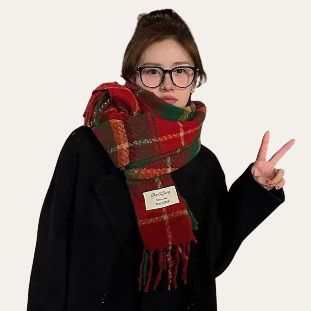 Wollschal für Damen im Karomuster | Vestea