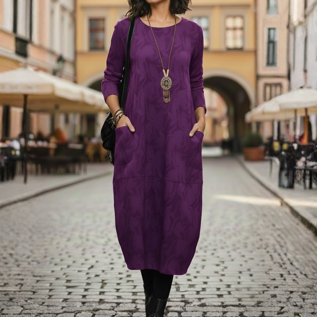 Robe d'hiver pour femme à manches longues et silhouette ajustée