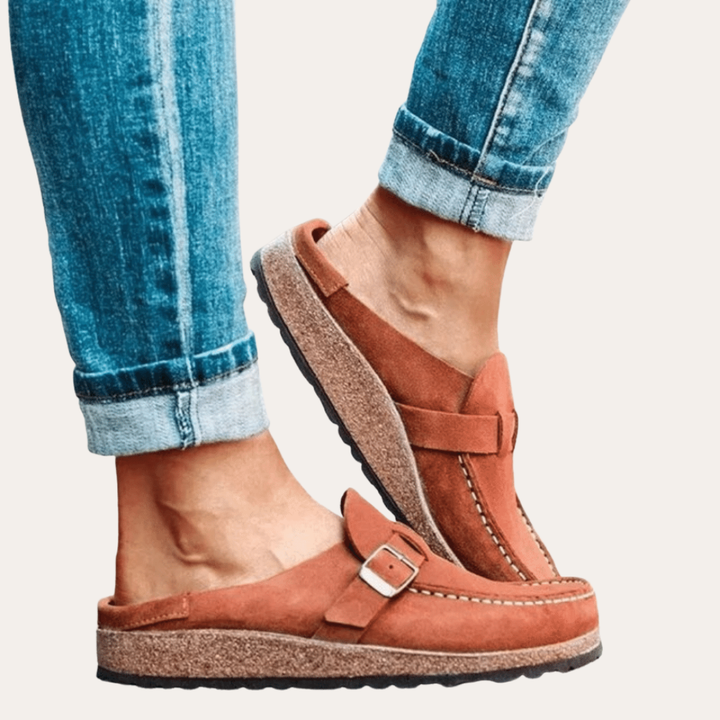 Orthopädische Clogs aus Wildleder für Damen | Vestea