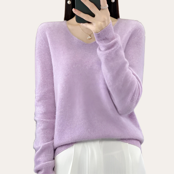 V-Ausschnitt Pullover für Damen aus weichem Material | Vestea