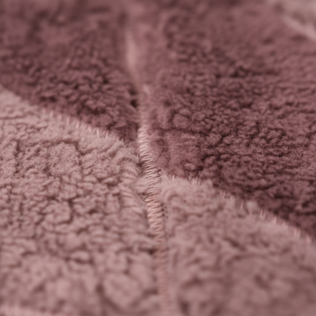 Herren Jacke mit Kapuze und Camouflage Design | Vestea