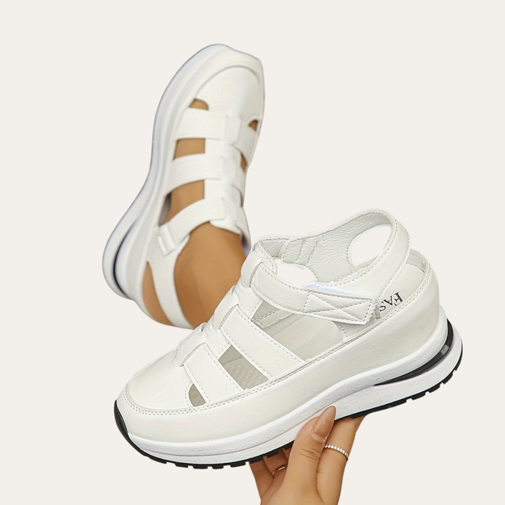 Orthopädische Sandalen für Damen - Komfortable, atmungsaktive Lederschuhe mit Riemen | Vestea