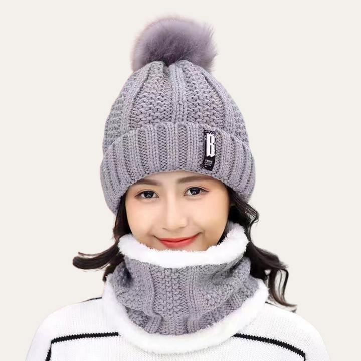 Damen Wintermütze mit Bommel und Strickschal Set | Vestea