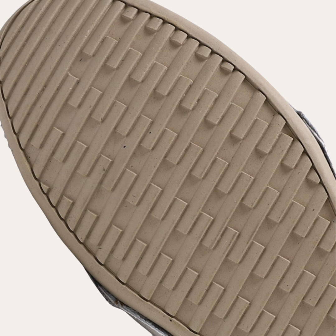 Orthopädische Freizeitschuhe für Herren | Vestea