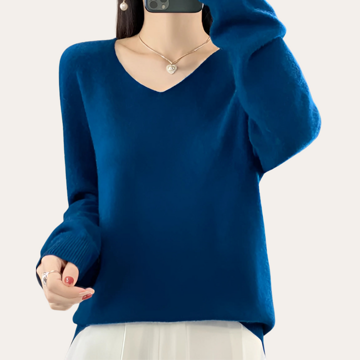 V-Ausschnitt Pullover für Damen aus weichem Material | Vestea