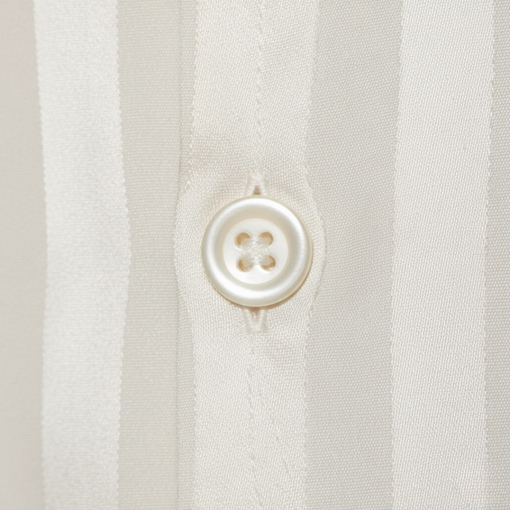 Damen-Satin-Pyjama-Set mit Streifen | Vestea