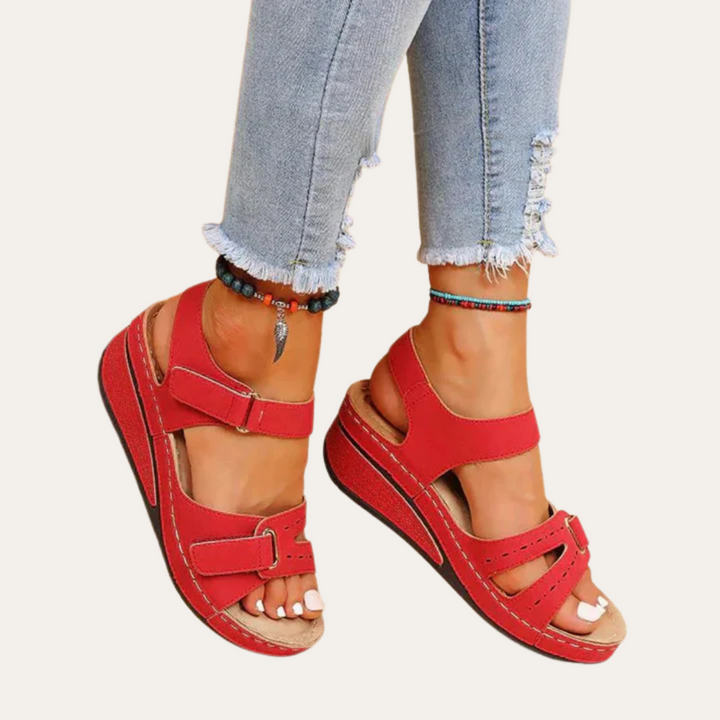 Orthopädische Wedgesandalen für Damen | Vestea