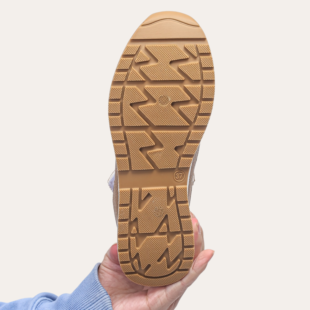 Orthopädische Sandalen für Damen - Komfortable, atmungsaktive Lederschuhe mit Riemen | Vestea