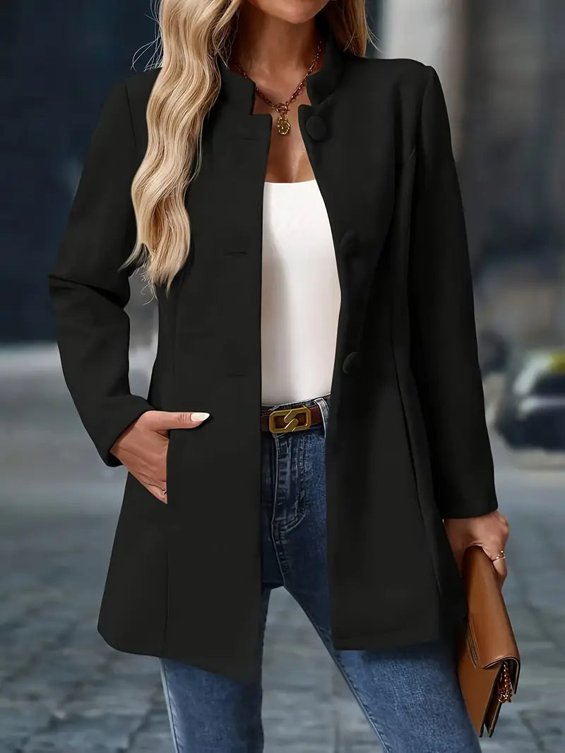 Manteau femme court col montant fermeture à boutons mi-longueur