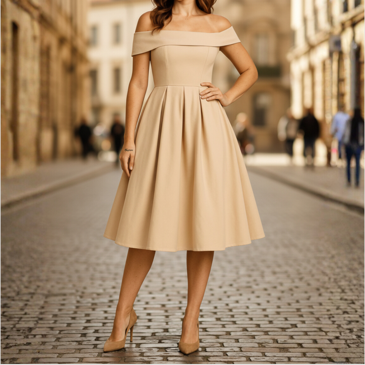 Schulterloses Damenkleid mit ausgestelltem Rock | Vestea