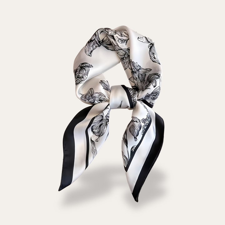 Damen Seidenschal Schwarz-Weiß Blumenmuster | Vestea