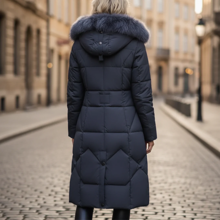 Damen Winterjacke mit Kapuze und Pelzkragen | Vestea
