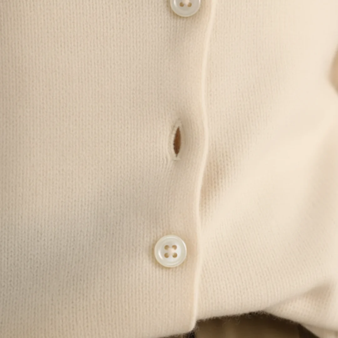 Damen Pullover aus Kaschmir mit Rundhalsausschnitt und Knöpfen | Vestea