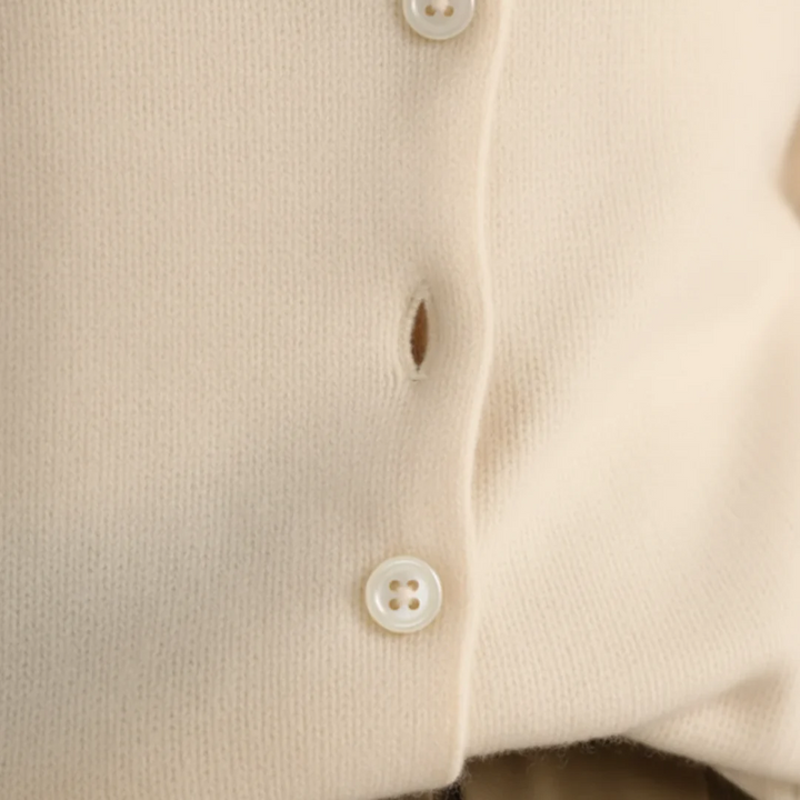 Damen Pullover aus Kaschmir mit Rundhalsausschnitt und Knöpfen | Vestea