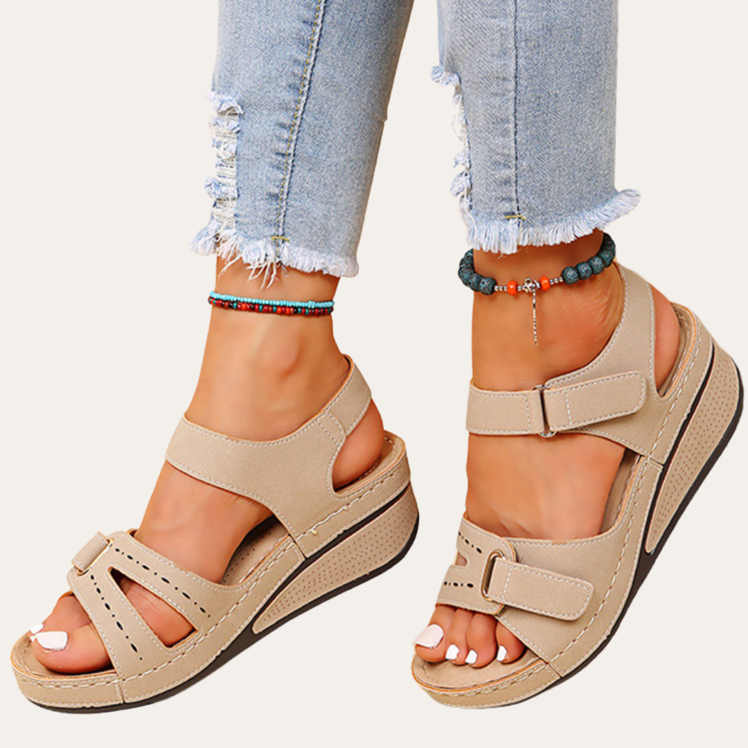 Orthopädische Keilsandaletten Damen Leder | Vestea