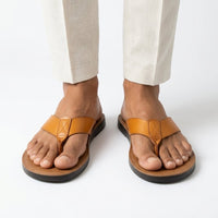 Men's Cushioned Leather Toe Post Shoes Hero