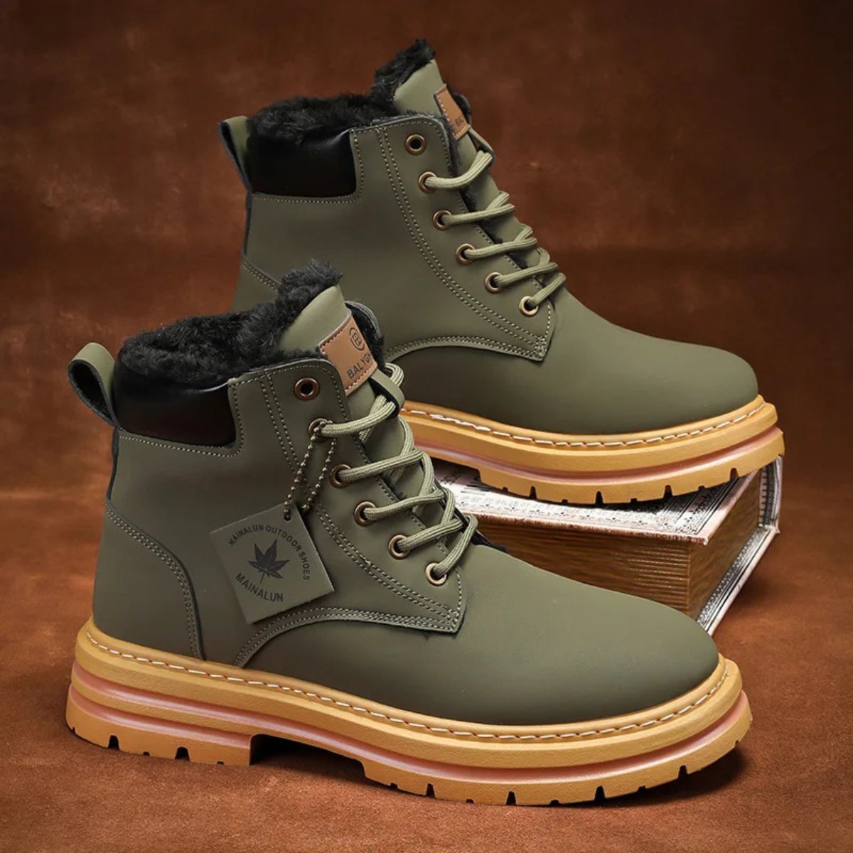 Men's Fur Lined Insulated Snow Boots | Chunky Lug Sole Alternate