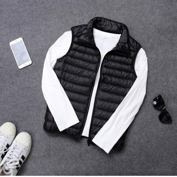 Men's Lightweight Packable Down Vest | Quilted Sleeveless Close Up