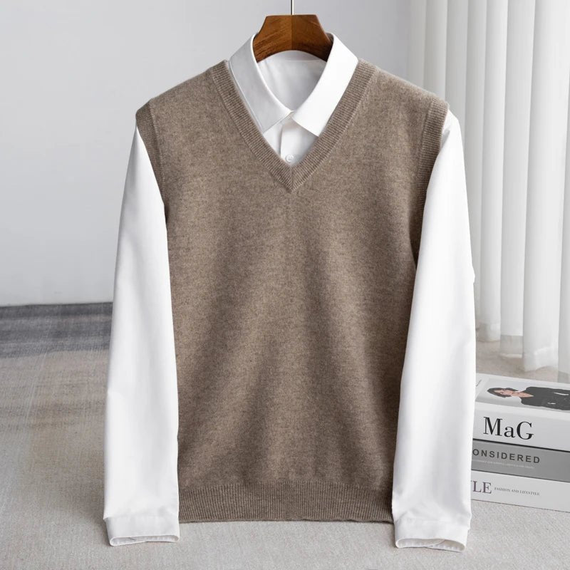 Men's Merino Wool Sweater Vest Detail