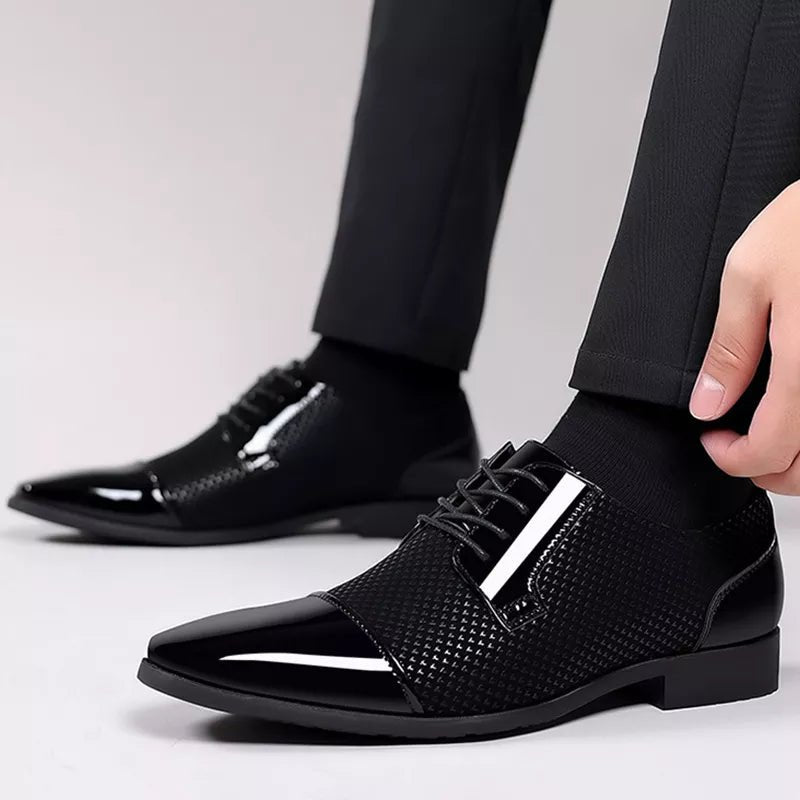Men's Oxford Wedding Shoes | Cap Toe Contrast Texture Detail Side