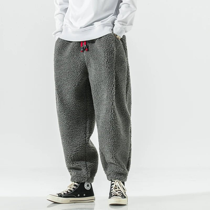 Men's Weekend Sherpa Sweatpants | Relaxed Fit Side